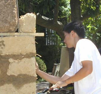 Volunteers help construct a Sculpture on the Grounds