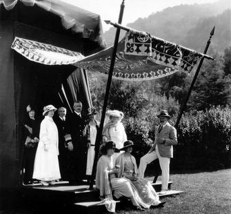 Senator Phelan hosts his guests in a tent on the Montalvo grounds