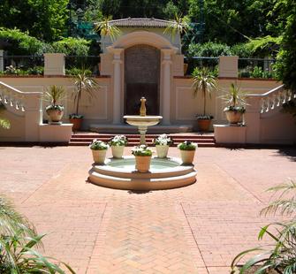 The Spanish Courtyard