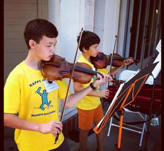 Young violinists in String Camp
